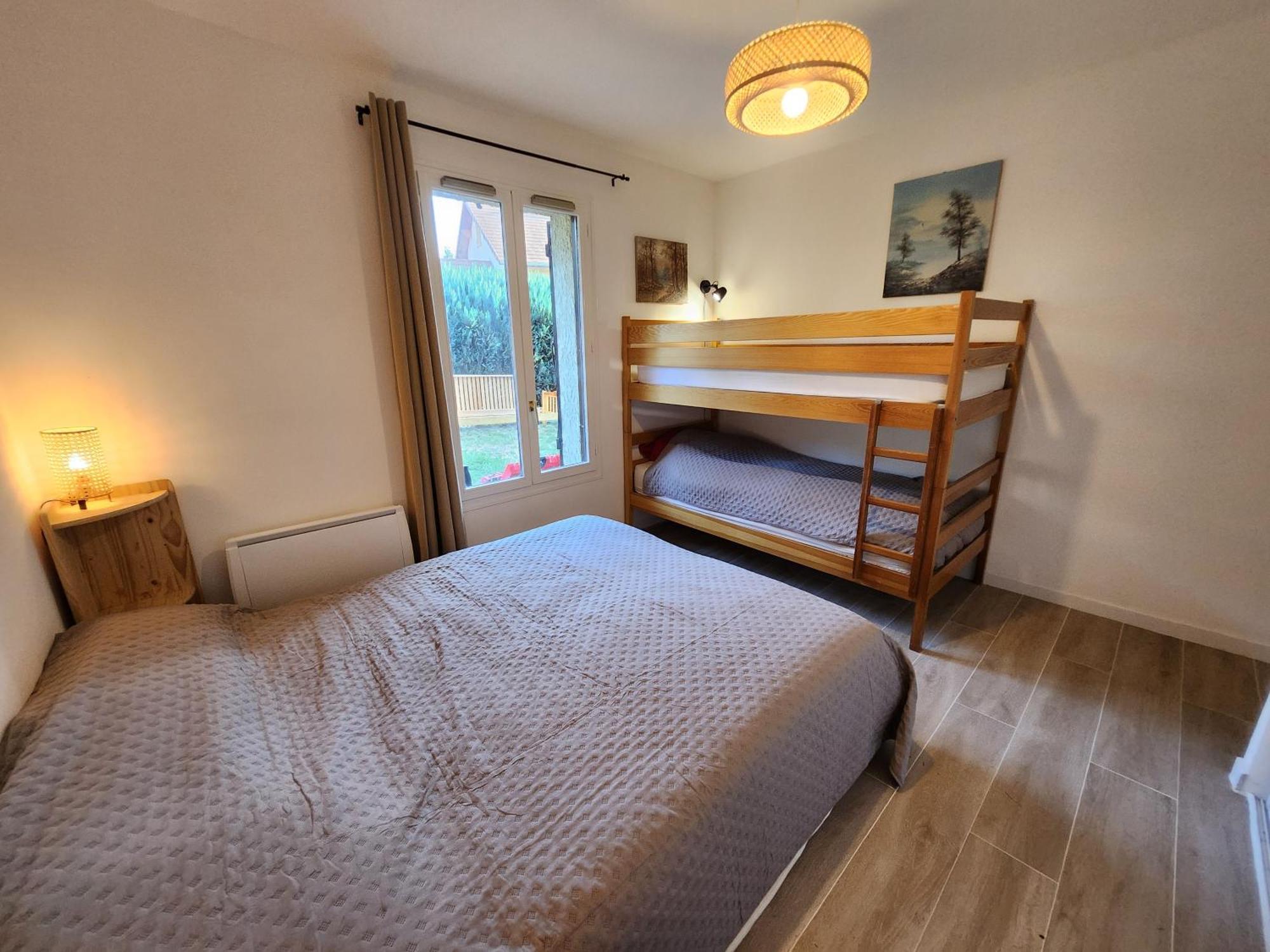 Appartement T3 Avec Jardin Proche Village Сен-Бонне-ан-Шамсор Екстер'єр фото
