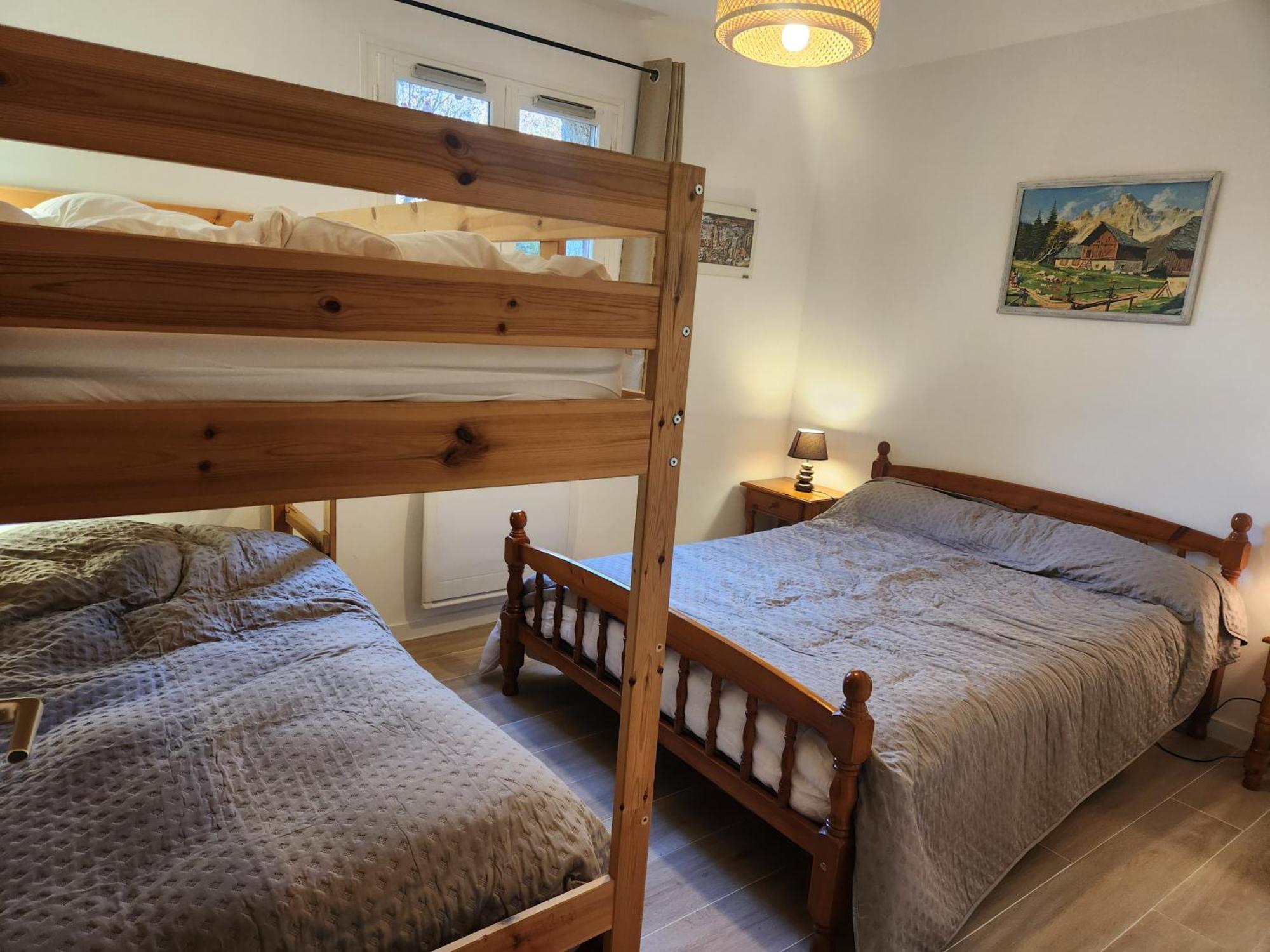 Appartement T3 Avec Jardin Proche Village Сен-Бонне-ан-Шамсор Екстер'єр фото