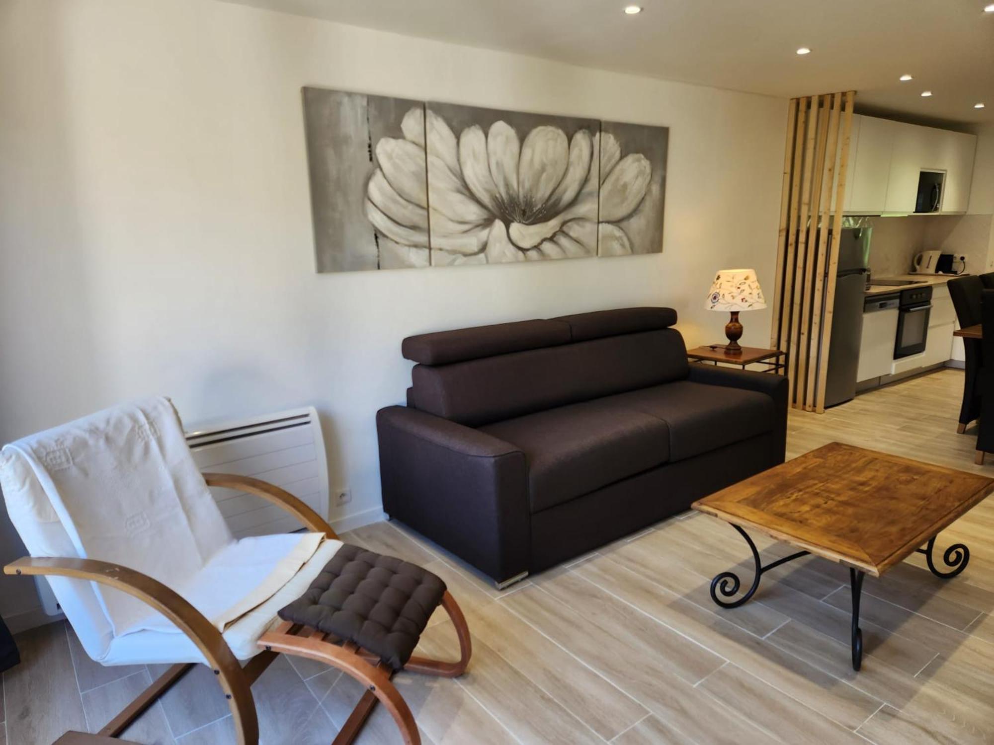 Appartement T3 Avec Jardin Proche Village Сен-Бонне-ан-Шамсор Екстер'єр фото
